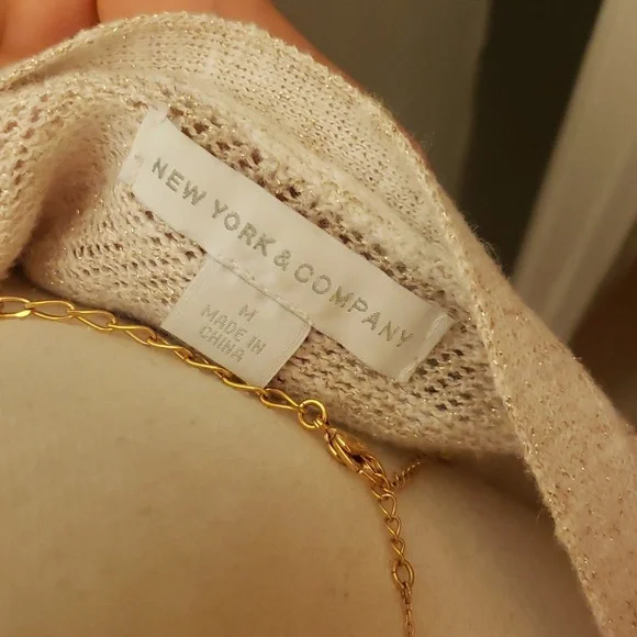 NY&Co top - Picture 7 of 8